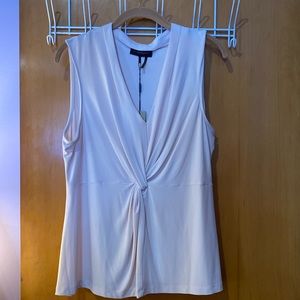 Beautiful knotted front tank